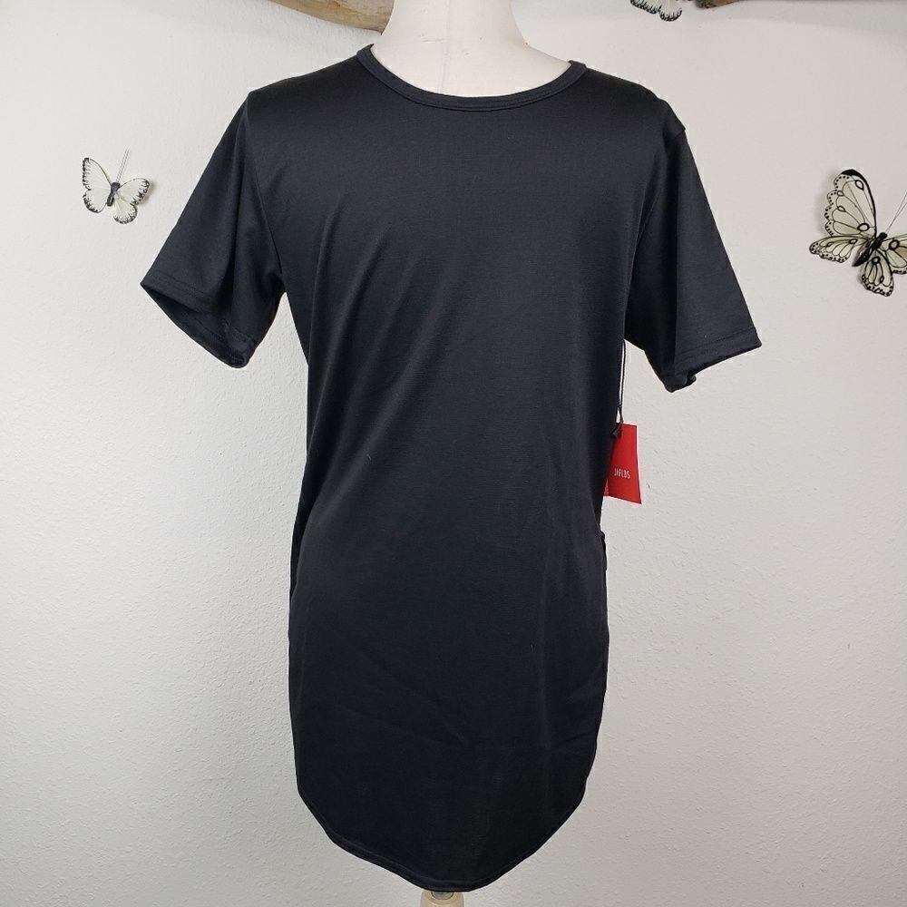 Jaflds black long black tee